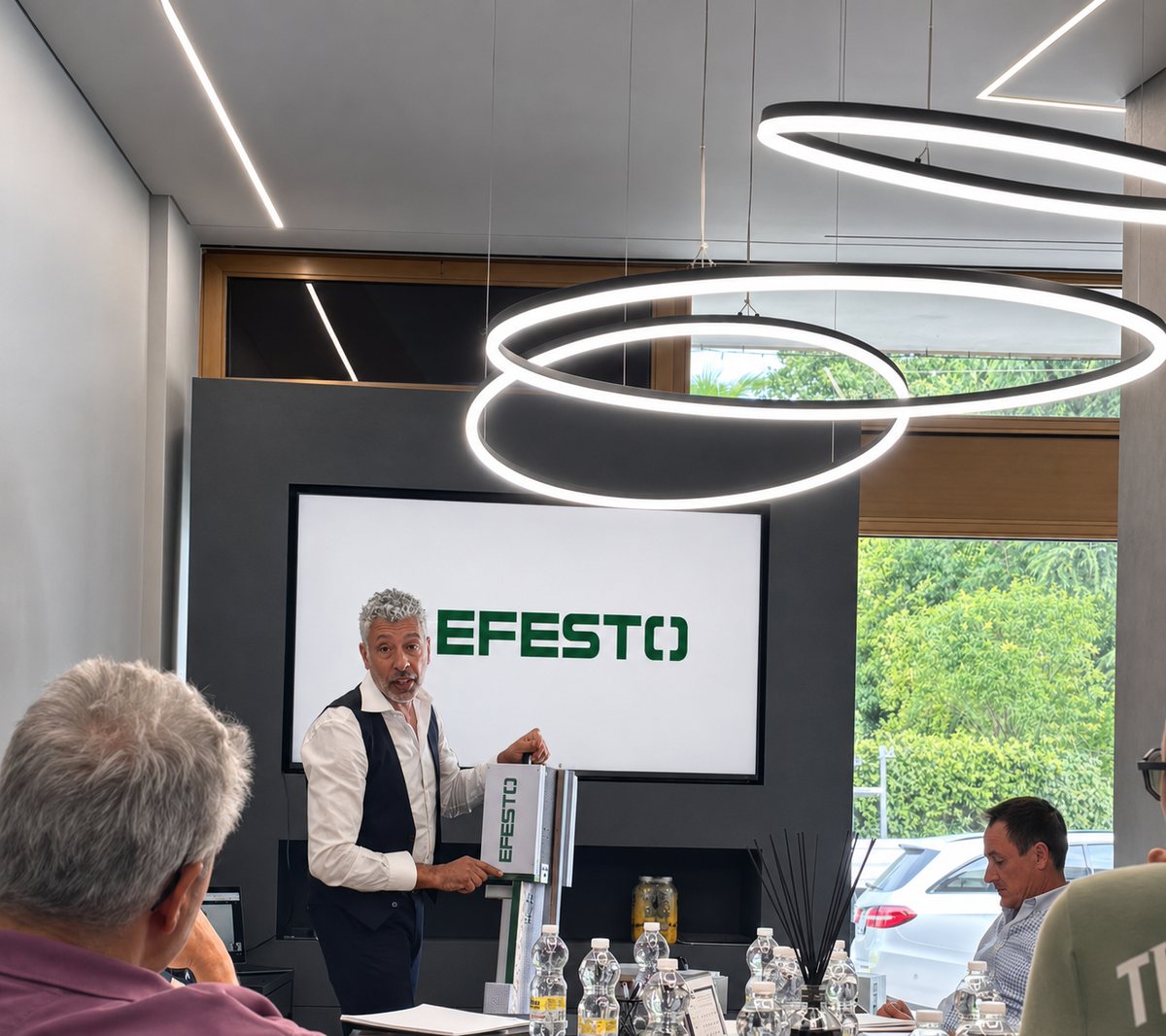 Modulo mattina della giornata formativa EFESTO: presentazione del metodo e del monoblocco in showroom